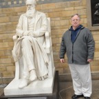 Darwin Statue-18.jpg