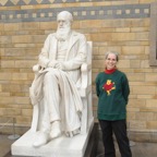 Darwin Statue-19.jpg